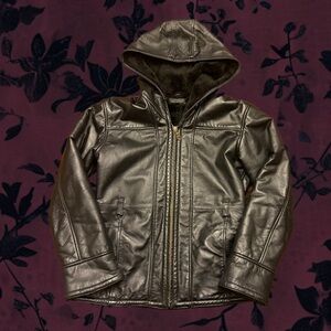 Vintage Wilson’s leather black fur lined hooded leather jacket